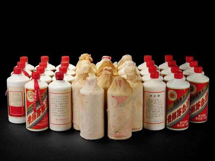 西工日照岚山回收酒价格哪里回收(附近上门回收茅台酒）?